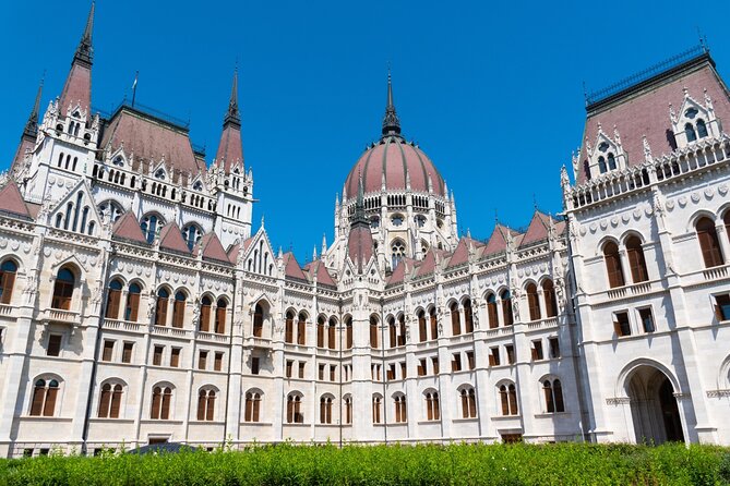 Budapest Old Town and Top Attractions Private Walking Tour - Practical Details and Tips