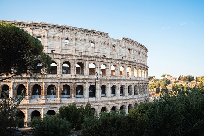 Colosseum and Mamertine Prison Guided Tour - Up To 6 People - The Broader Context: Roman Sites and Culture