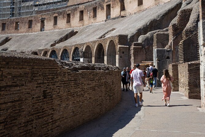 Colosseum, Roman Forum and Palatine hill with Guide Book - The Authentic Experience: What Travelers Say