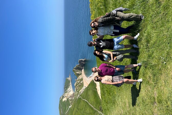Cultural Homestay Exploring London, Oxford and National Parks - Who Should Consider This Tour?
