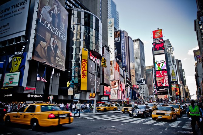 Departure Transfer: New York to J.F. Kennedy Airport JFK in Sedan - The Booking and Cancellation Process