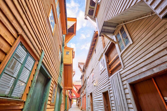 Discover Bergen on Foot and Boat - What to Expect During the Tour