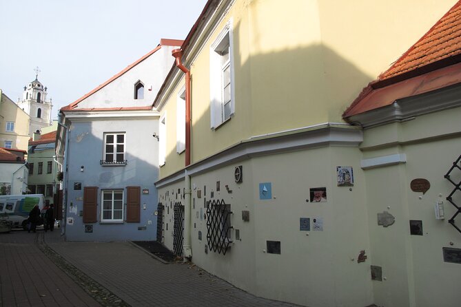 Discover the main sights and hidden gems in Vilnius Old Town - To sum it up