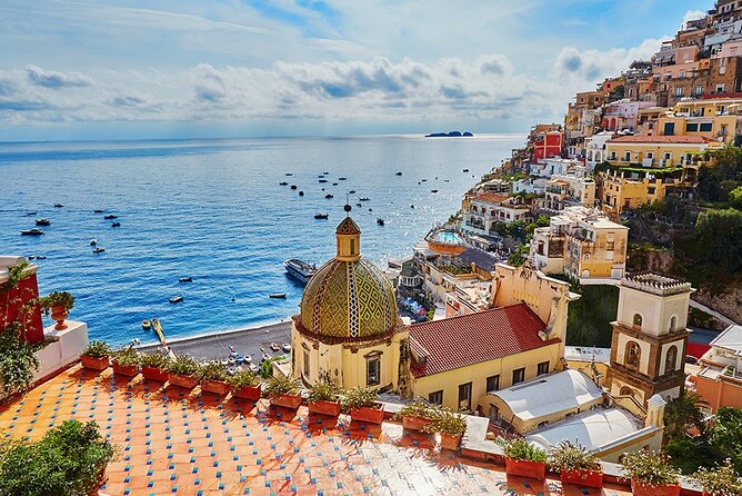 Easy and Fast transfers From Positano to Napoli or Viceversa - The Route and Duration