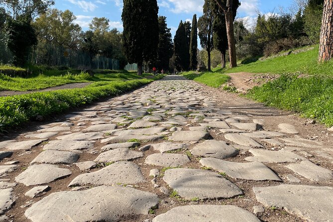 Fiat Tour, Catacombs, Appia Antica, Aqueducts ticket included - The Sum Up