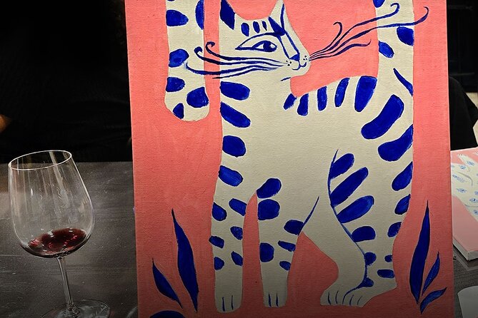 Fluorescent Painting Class with Wine in Barcelona - FAQ