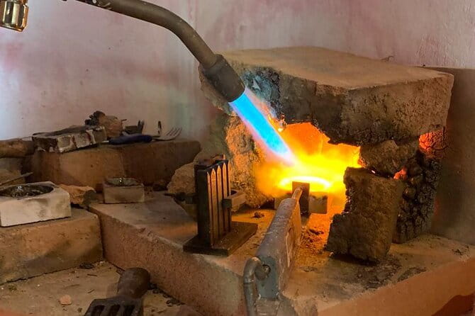 Forge your own wedding rings or friendship rings in Tuscany - Practical details
