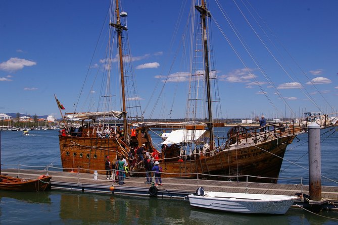 Full day trip with BBQ on the beach, Caves, Sailing - FAQs