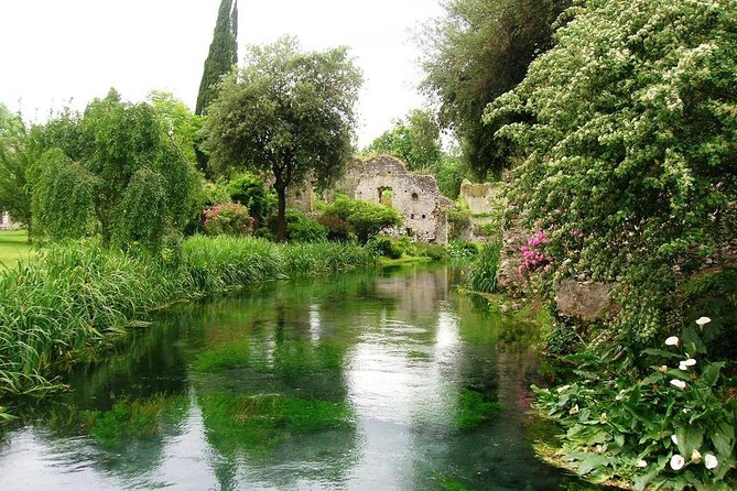 Garden of Ninfa and Sermoneta Day Trip from Rome with Lunch - Why This Tour Is a Great Choice