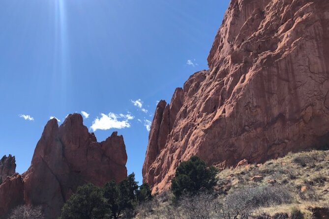 Garden of the Gods 2 Hour Walking Tour - Visiting the Visitor & Gift Shops