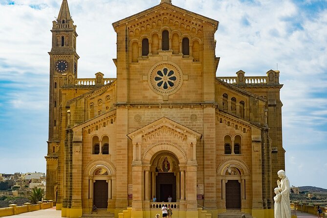 GOZO - Highspeed Catamaran dep Valletta + Hop on Hop off Tour - The reviews reveal a mixed bag