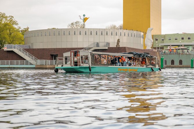 Groningen: Terrace Boat Experience with a Cozy Bar: 1 hour - FAQs