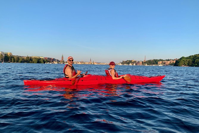 Guided Kayak Tour in Central Stockholm - Guides and Personal Touch