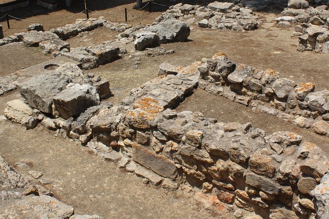 Knossos Palace and Heraklion City Guided Tour from Chania - Exploring Heraklion: A City of Layers and Legacies