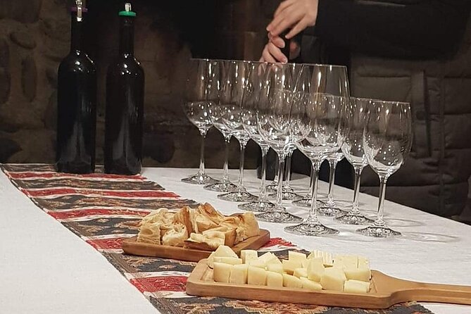 Kutaisi uncorked: Wine Tasting at a local Family Home - Combining Wine with Nearby Attractions