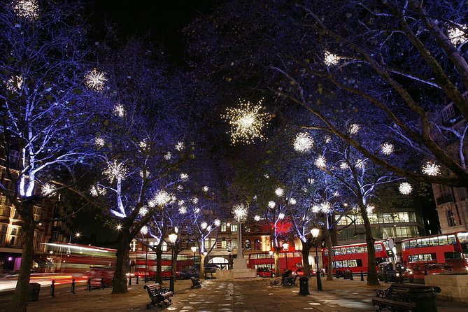 London Christmas Lights Tour by Vintage Double-Decker Bus - Transportation & Group Size