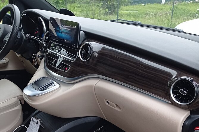 Luxury Private Transfer from/to Fiumicino Airport to Rome Center - Value for Money