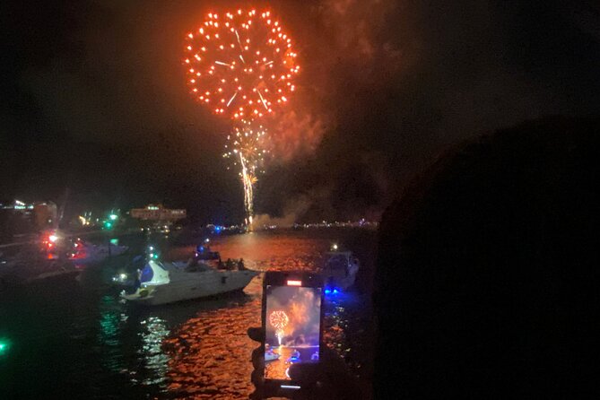Miami: 4th of July Fireworks Cruise on Biscayne Bay - FAQ