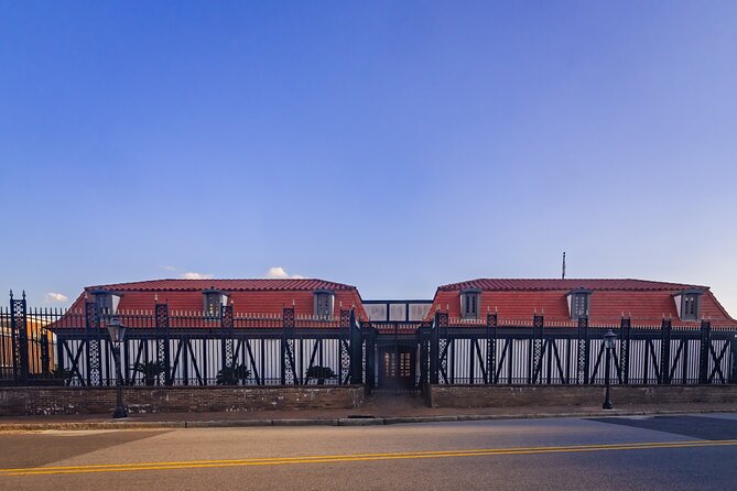 Mobile Downtown Smartphone Guided Audio Walking Tour - Who Will Love This Tour?