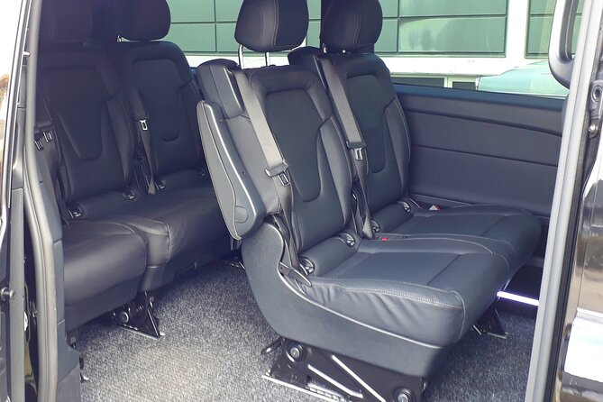 Oslo : Private Transfer to/from Gardermoen Airport to city - Reliability and Timing