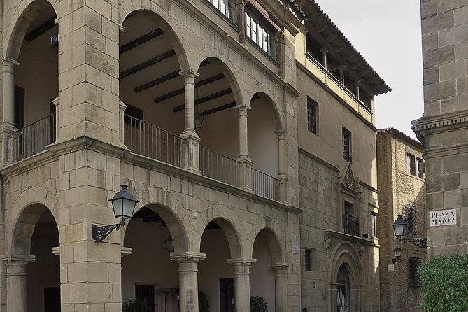 Poble Espanyol Private Tour in Barcelona with Pick up and Drop off - Authentic Insights from Reviewers