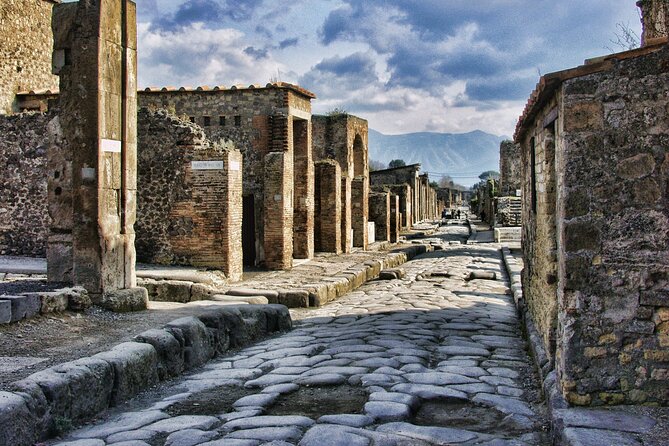 Pompeii and Vesuvius Select from Amalfi - Who Should Consider This Tour?