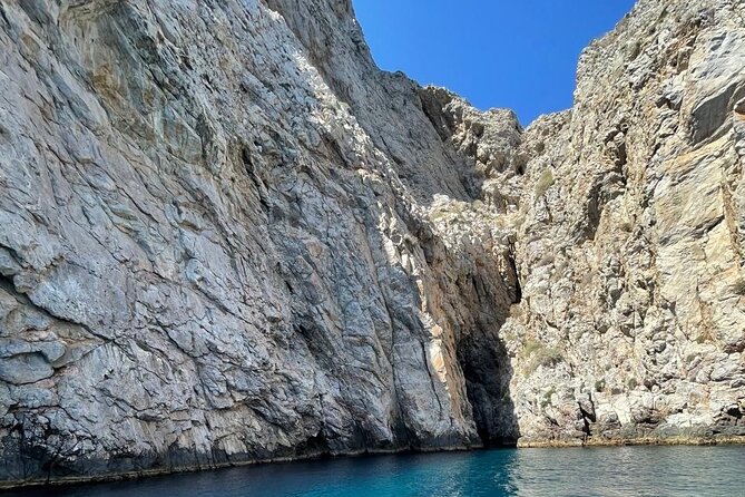 Private Caldera Cruise with Motor Yacht in Santorini - Final Thoughts: Who Is This Tour Perfect For?