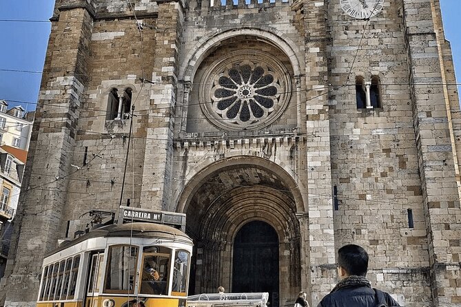 Private Half Day Tour to the City Center of Lisbon - Possible Drawbacks or Considerations