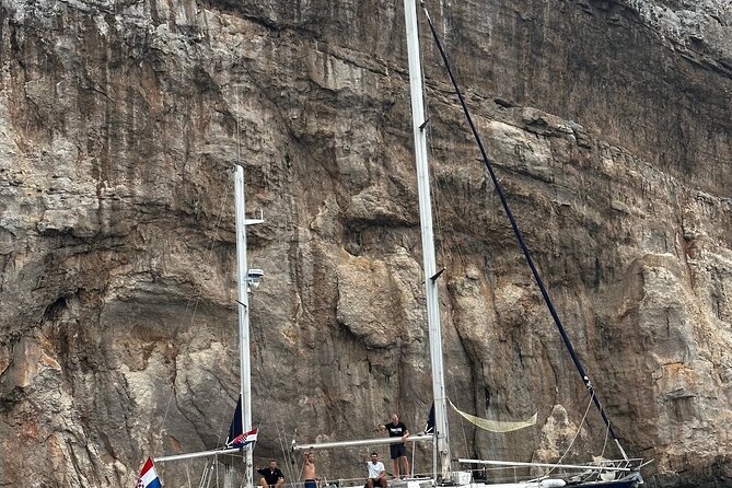 Private Sailing Adventures in Pore - Practical Details and Considerations