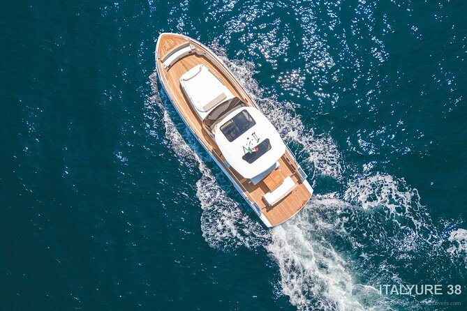 Private tour in Premium Yacht from Sorrento to Capri and Positano - Who Will Love This Tour?