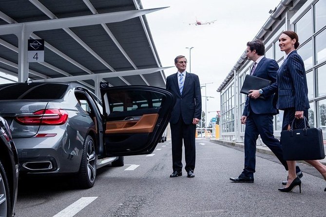 Private Transfer from Larnaca Airport to Nicosia - Real Experiences and Insights from Reviewers