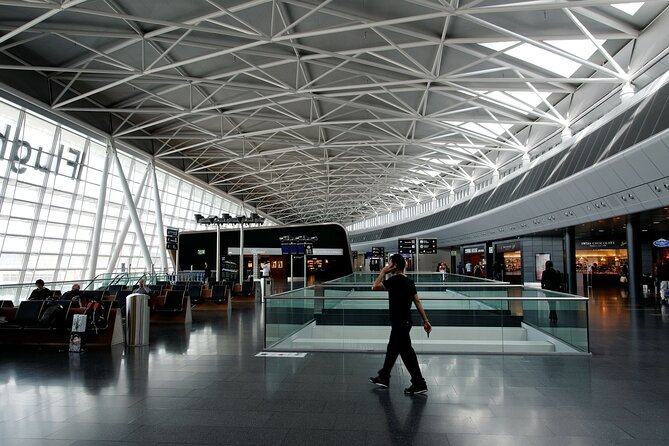 Private Zurich Airport Transfers to and from Zurich Hotels - Who Is This Transfer Best For?  
