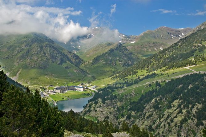 Pyrenees & Medieval Towns Small Group Tour from Barcelona - The Value in What You Get