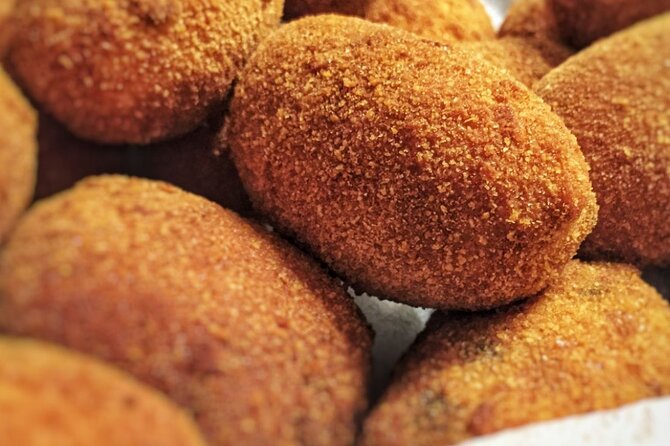 Rome Trastevere Street Food Tour: Eat and Drink Like a Local - The Sum Up