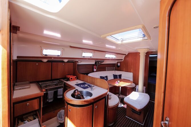 Sailboat ride for private groups in Barcelona - Is This Experience Right for You?