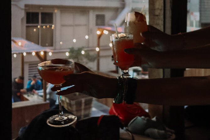 San Francisco History, Cocktail/Mocktail, Walking Guided Tour - Stop 5: Union Square & Final Destination