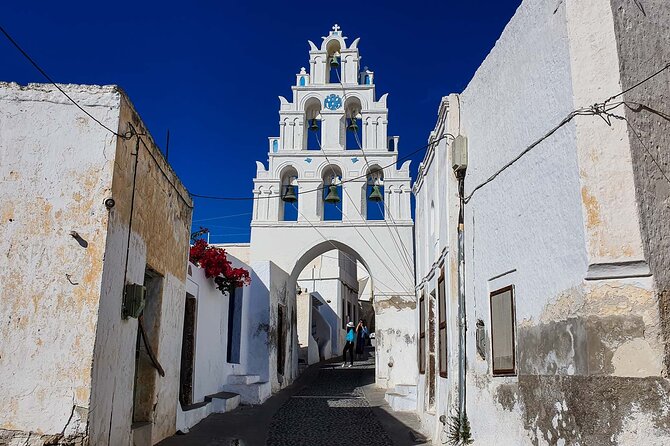 Santorini Essentials Full Day Private Tour - Who Should Consider This Tour?