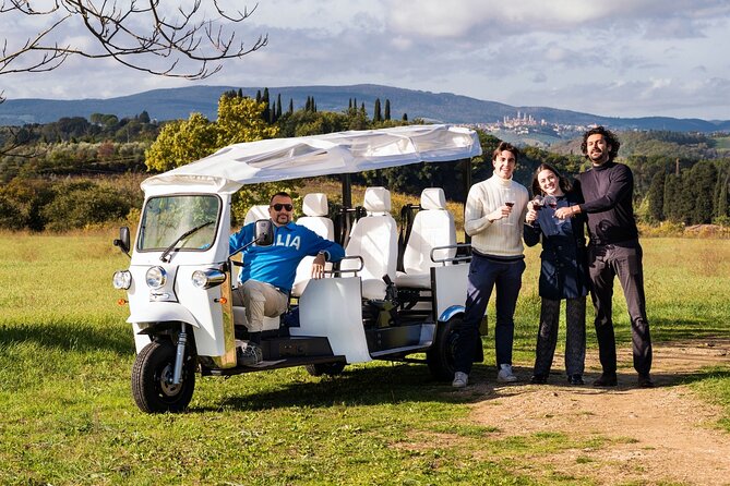 Siena E-Tuk Tuk panoramic Aperitivo with Local Snacks - What the Experience Includes