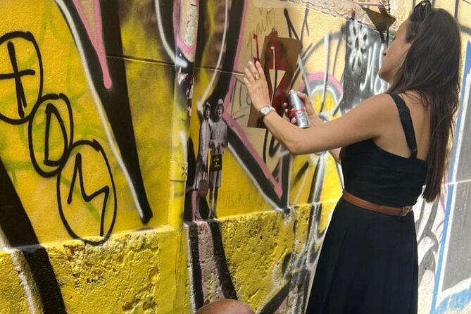 Small-Group Graffiti Tour and Workshop in El Carmen - The Value of Materials and Group Size