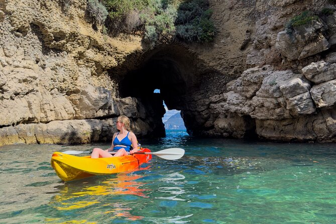 Small groups Kayak tour from Sorrento to Bagni Regina Giovanna - What travelers love most (based on reviews)