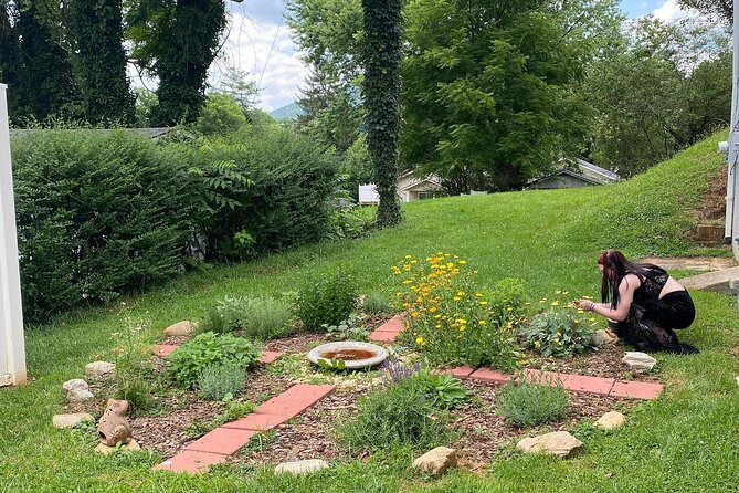 Smoke Bundle Making Workshop near Asheville - Practical Aspects and Value