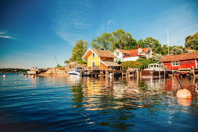 Stockholm: Kayaking tour around Vaxholm Archipelago with Fika - How the Experience Feels in Practice