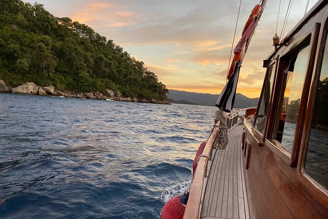 Sunset Boat Trip including Dinner - Final Thoughts: Who Will Love This Tour?