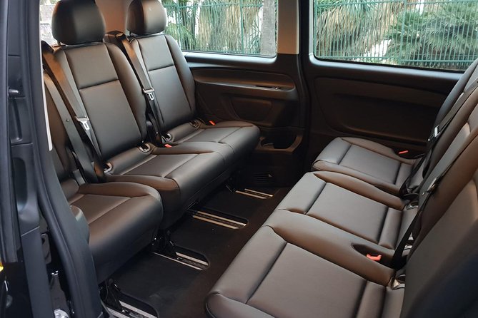 Taxi - Cab - Private transfer from Barcelona City Centre to Barcelona airport - What Travelers Love About This Service