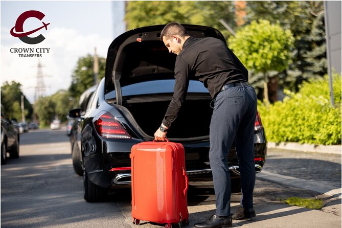 Taxi Heathrow Airport To or From London (standard car) - The Meet & Greet Experience