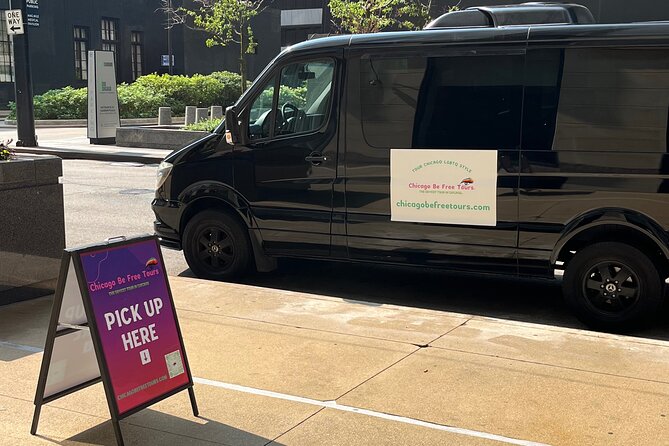 Tour Chicago LGBTQ Style: On and Off History Bus Tour - The Sum Up