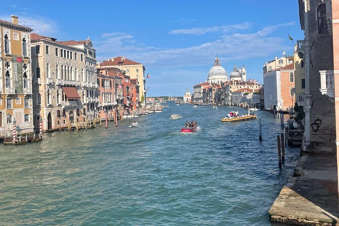 Venice Must See Attractions Walking Tour With A Guide - The Authentic Venetian Touch