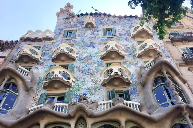 Visit Casa Batlló by Gaudí all included - The Rooftop and Final Moments