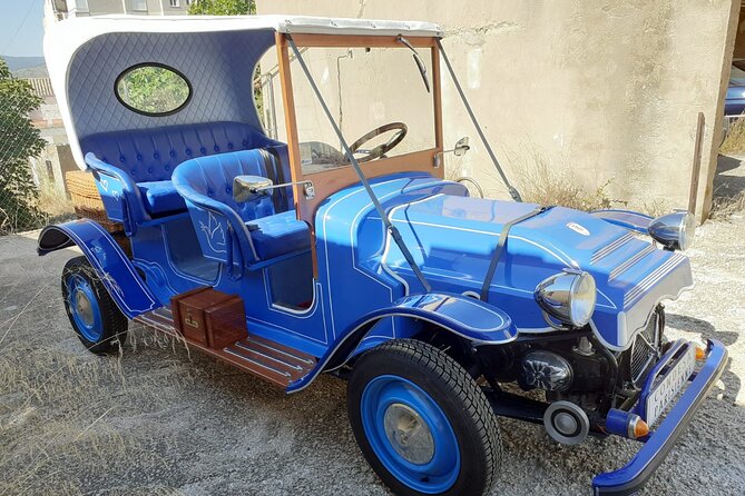 Visit to the Motor Museum in a modern carriage - The Value of This Tour