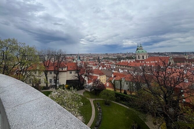 Walking Tour in Prague Castle complex by Czechoslovak Local - The Experience: What Our Reviewers Say